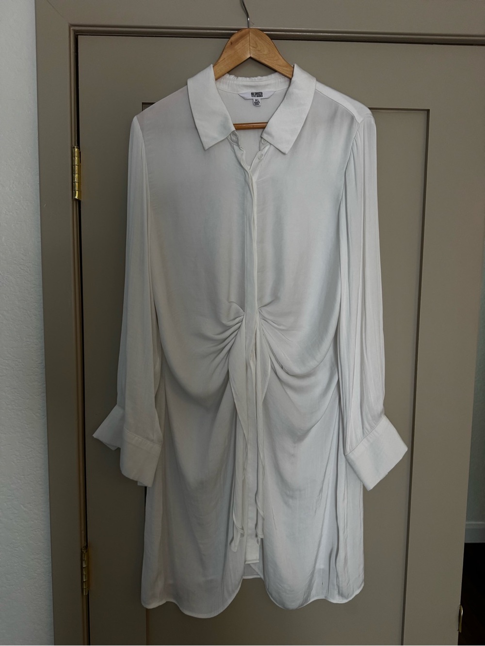BB Dakota by Steve Madden Cream Button-Up Collared dress